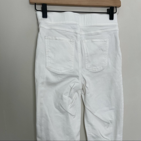SPANX- Distressed Ankle Skinny Jeans White - Picture 9 of 11